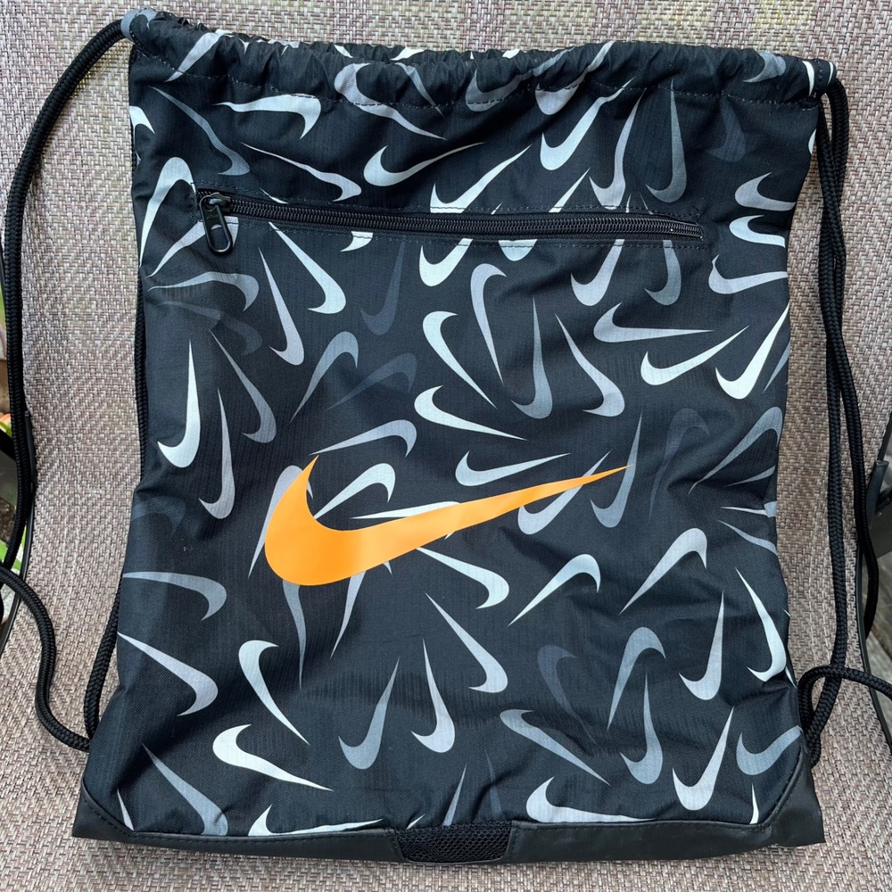 Nike Brasilia Drawstring Gym Sackpack Black Grey Swoosh Print Orange Logo Bag